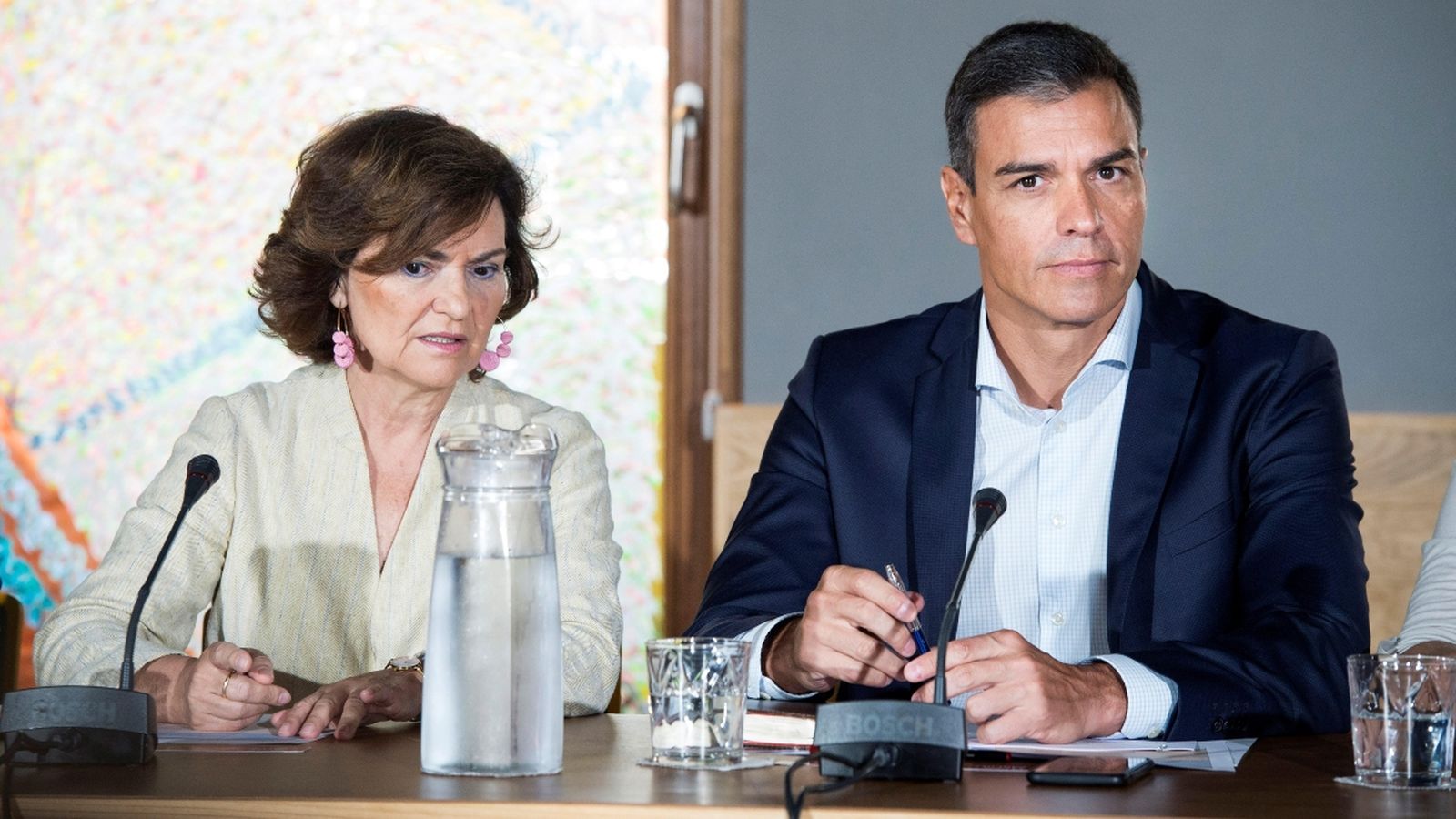 Pedro Sánchez i Carmen Calvo, reunits amb col·lectius LGTBI