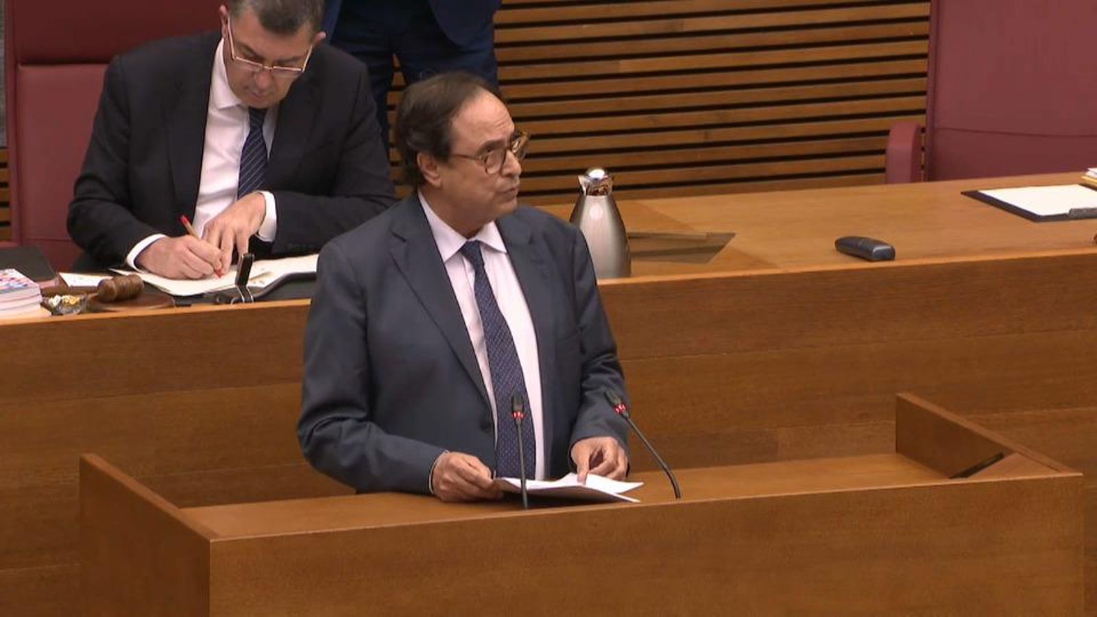 Vicent Soler, durant la compareixença a les Corts