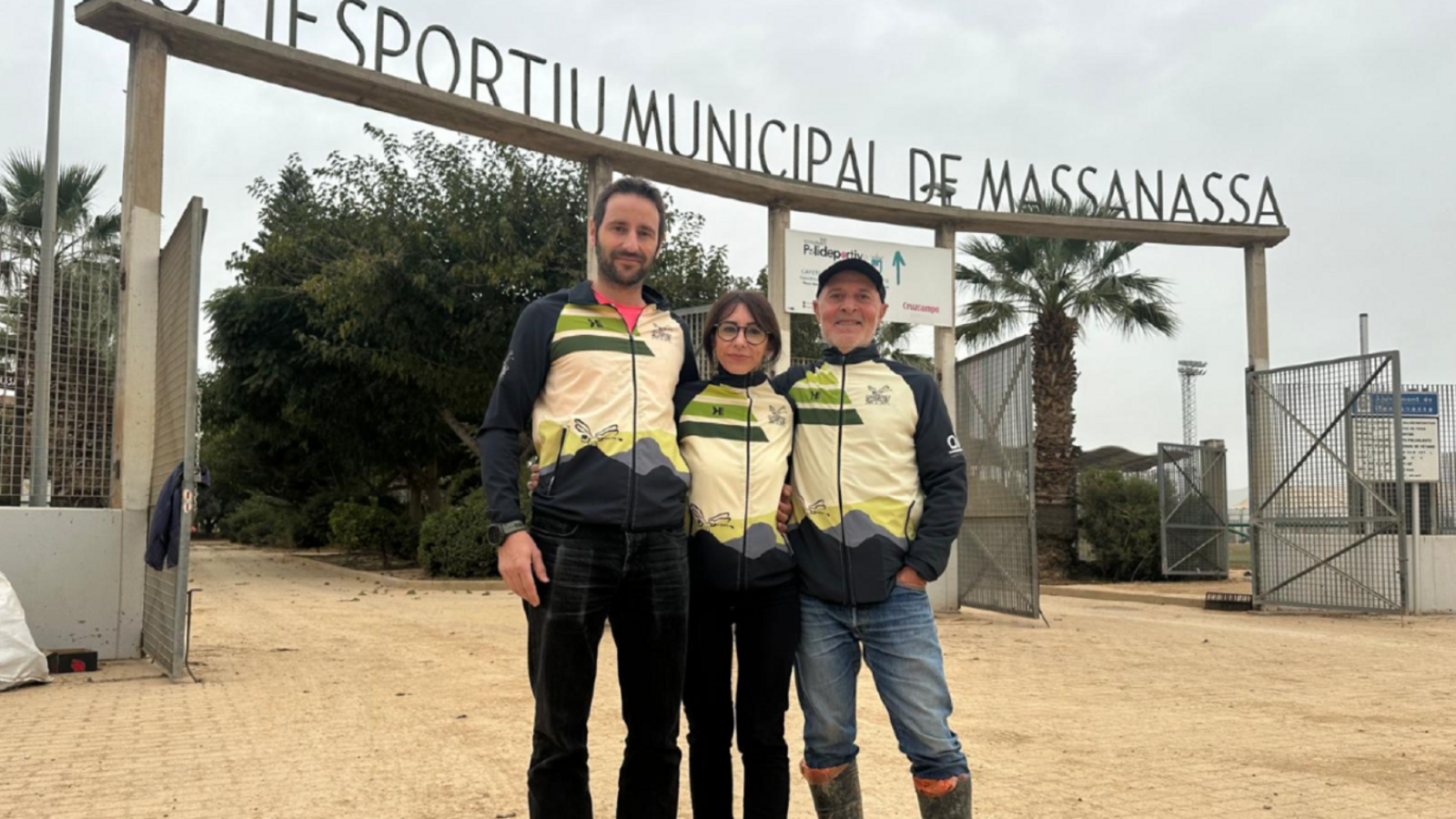 La Colla el Parotet, minvada per la DANA en la Marató de València