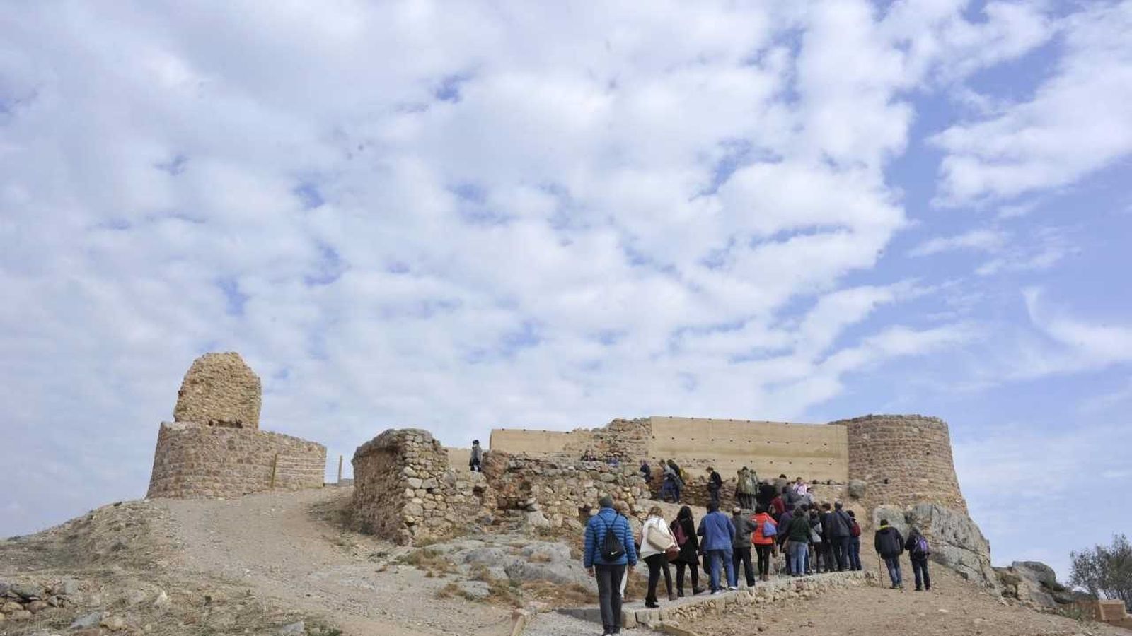 Castelló dona a conéixer la seua història amb visites guiades al Castell Vell