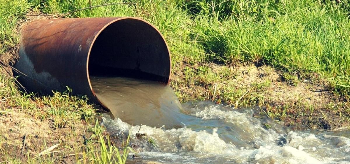 Les Corts demanen més atenció sobre els efectes de l’aigua contaminada Les Corts demanen més atenció sobre els efectes de l’aigua contaminada