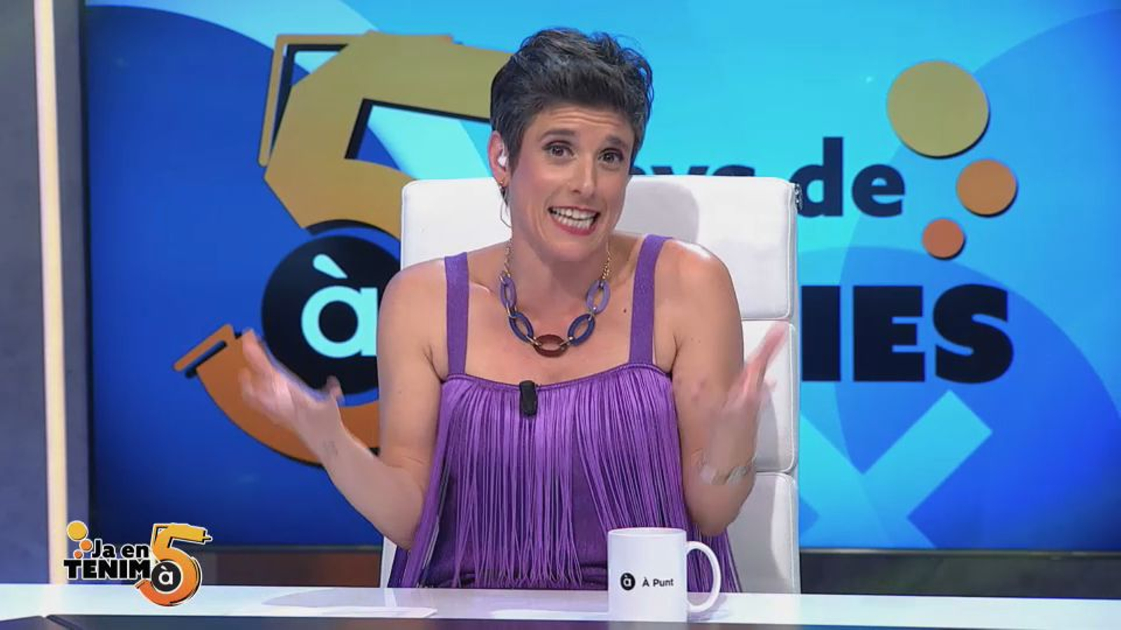 Els millors lapsus i atacs de riure dels cinc anys d'À Punt