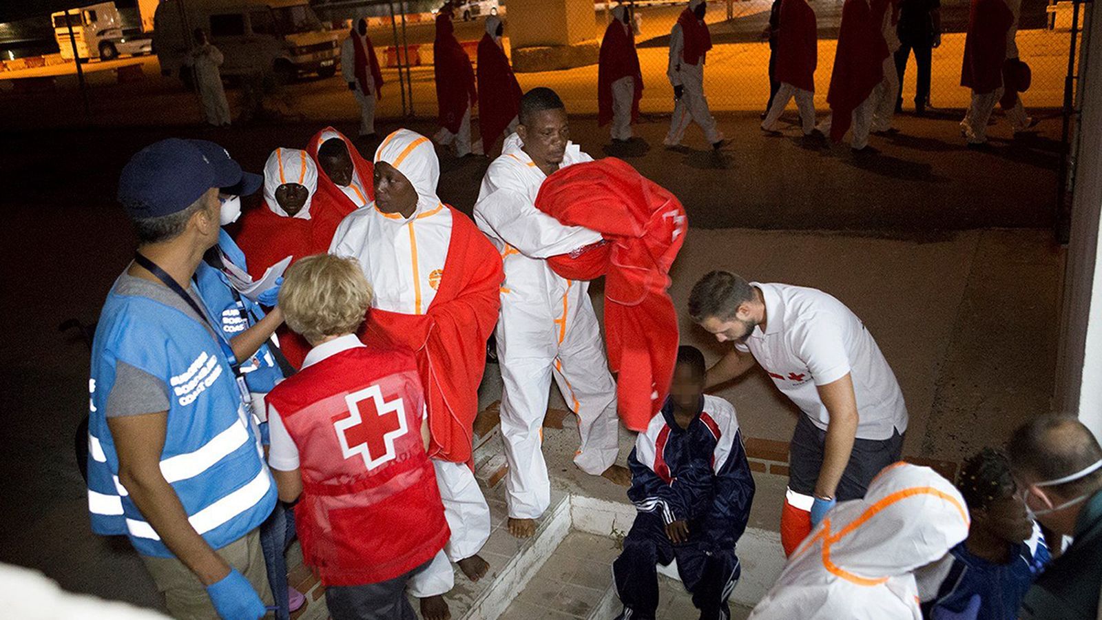 Arribada al port granadí de Motril dels migrants rescatats per Salvament Marítim
