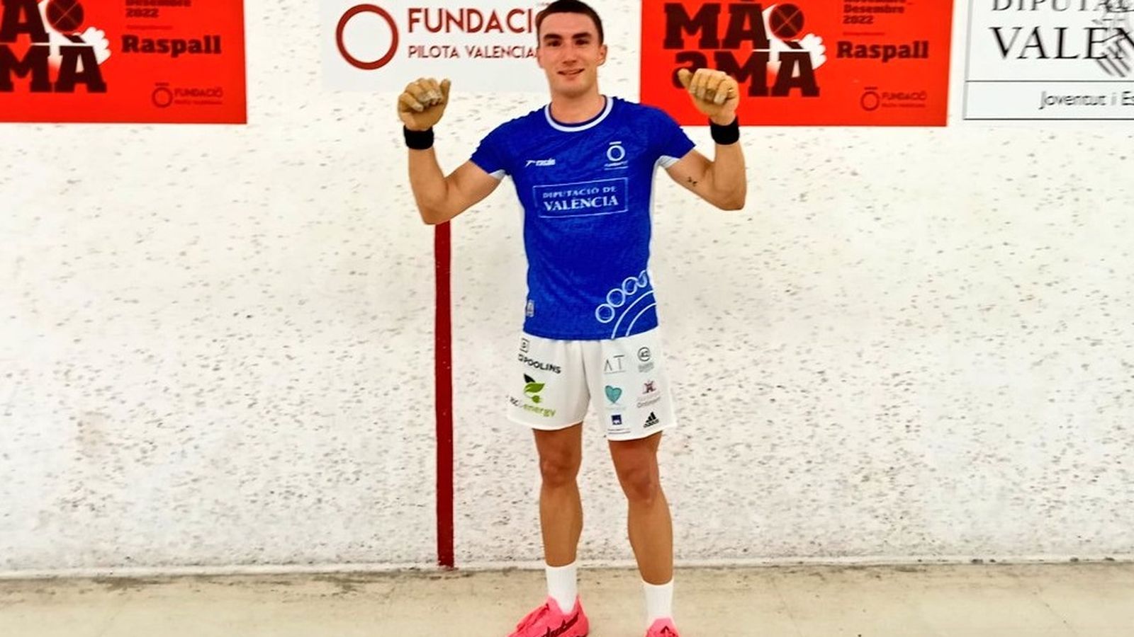 Iván d'Ontinyent celebra la victòria