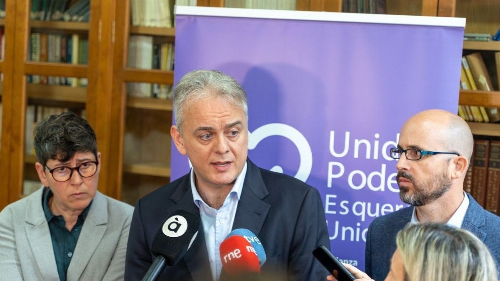 Illueca, aquest dilluns en un acte elctoral amb Pilar Lima i Nacho Álvarez