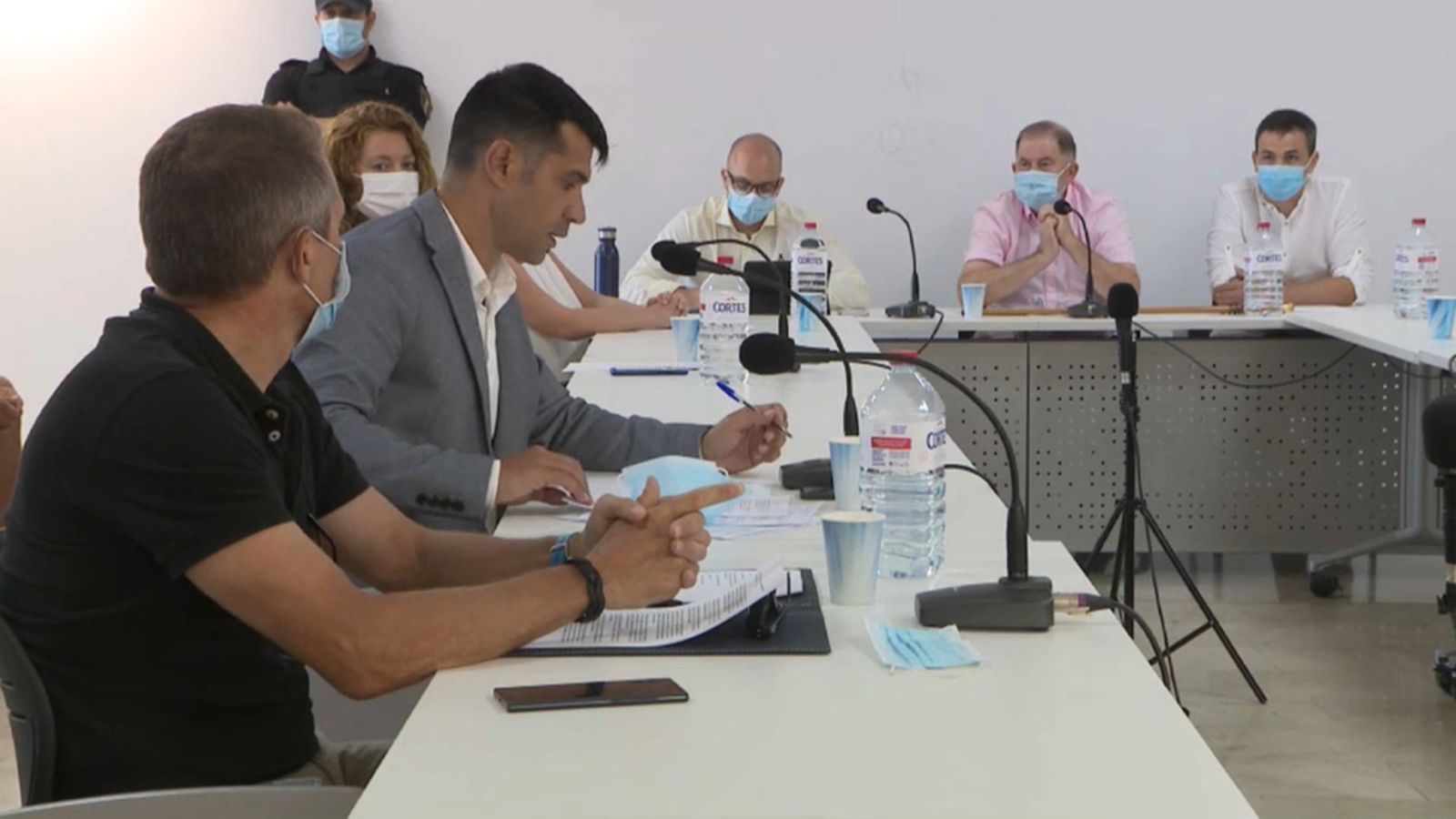 Un moment del ple extraordinar, d'aquest matí, a Massalfassar