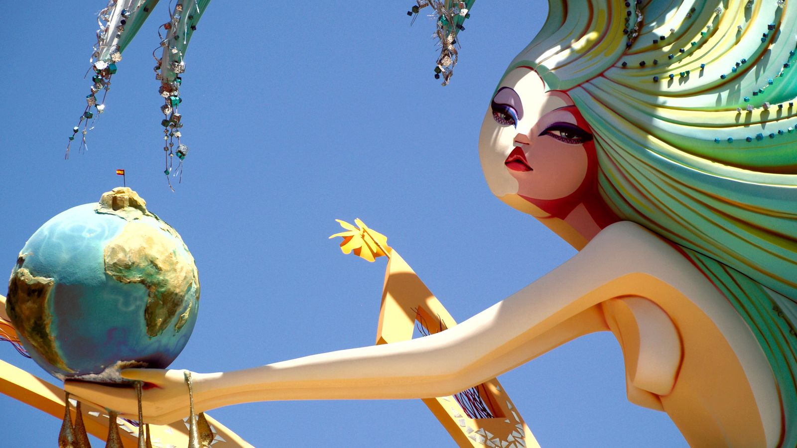 Imatge d'arxiu d'una Foguera d'Alacant