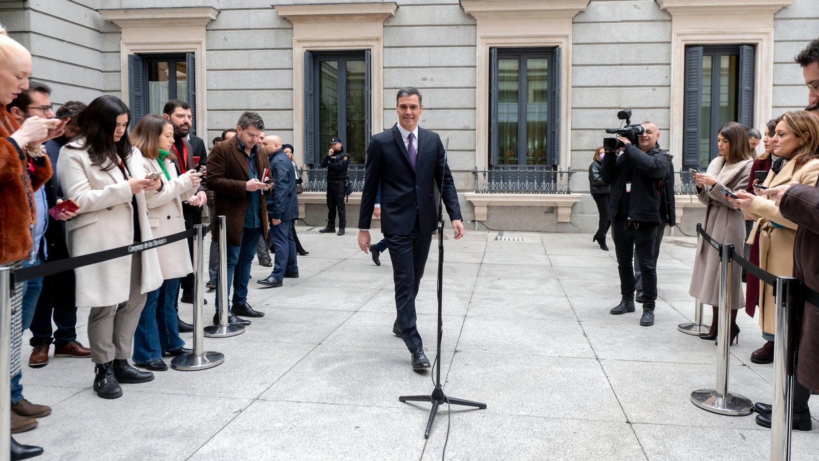 El president del govern espanyol, Pedro Sánchez, durant l'acte institucional pel Dia de la Constitució