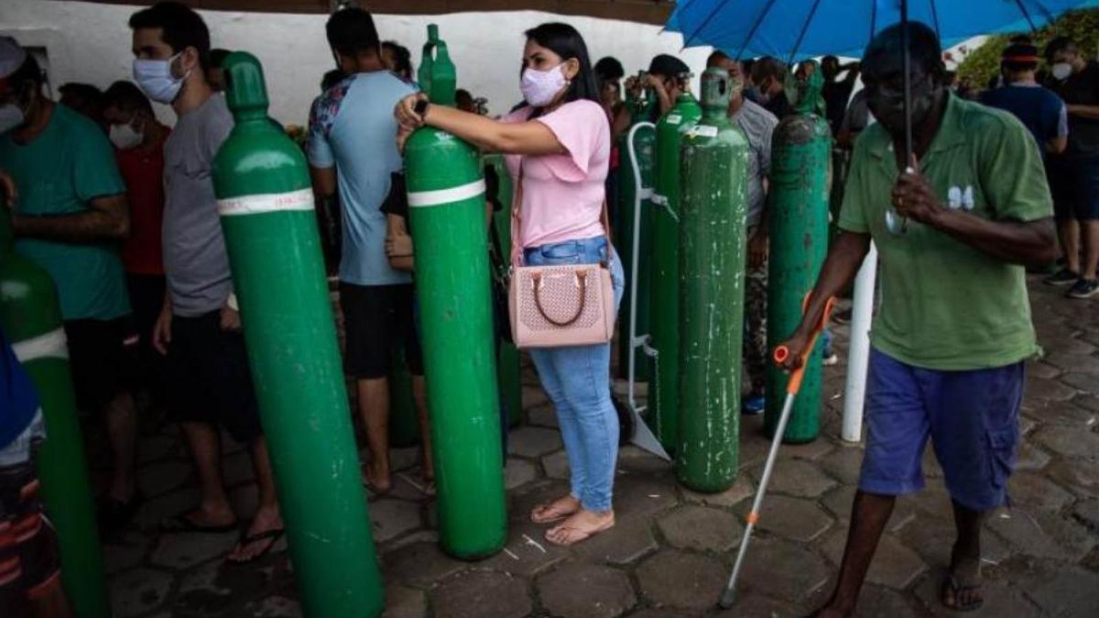 El consum diari d'oxigen a l'estat d'Amazones ha passat a 76.000 metres cúbics diaris, quasi tres vegades superior al registrat el març de 2020 El consum diari d'oxigen a l'estat d'Amazones ha passat a 76.000 metres cúbics diaris, quasi tres vegades superior al registrat el març de 2020