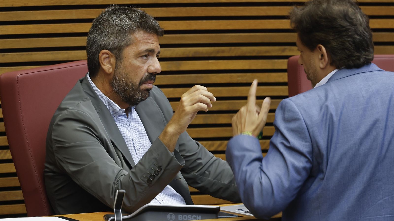 L'expresident de la Generalitat, Carlos Mazon, a les Corts Valencianes