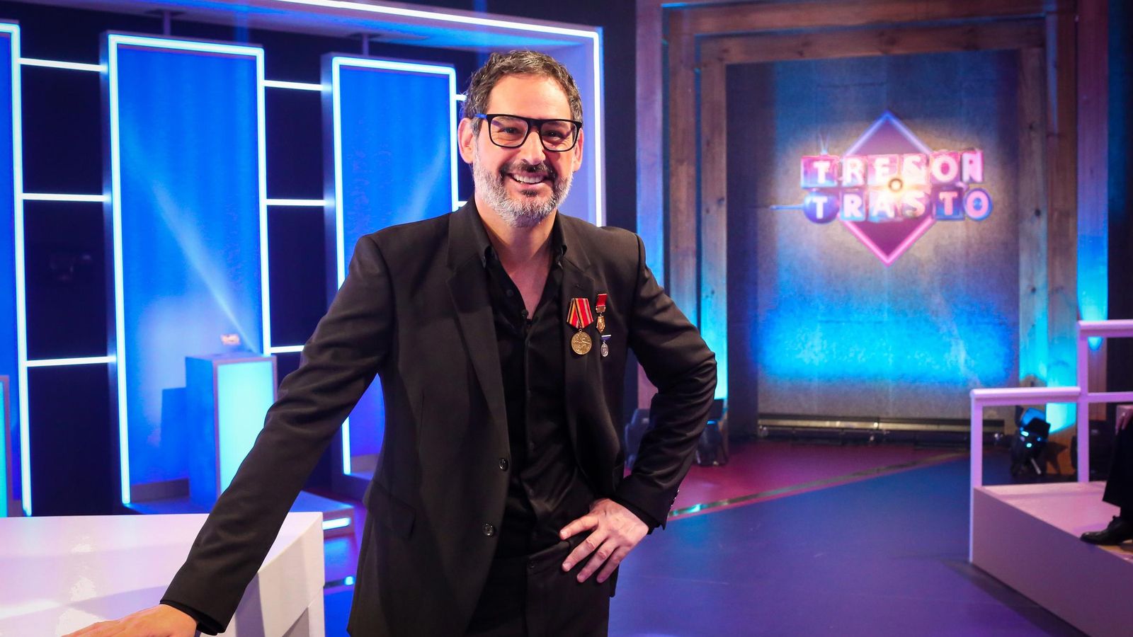 Eugeni Alemany és un dels presentadors del concurs d'À Punt 'Tresor o trasto'