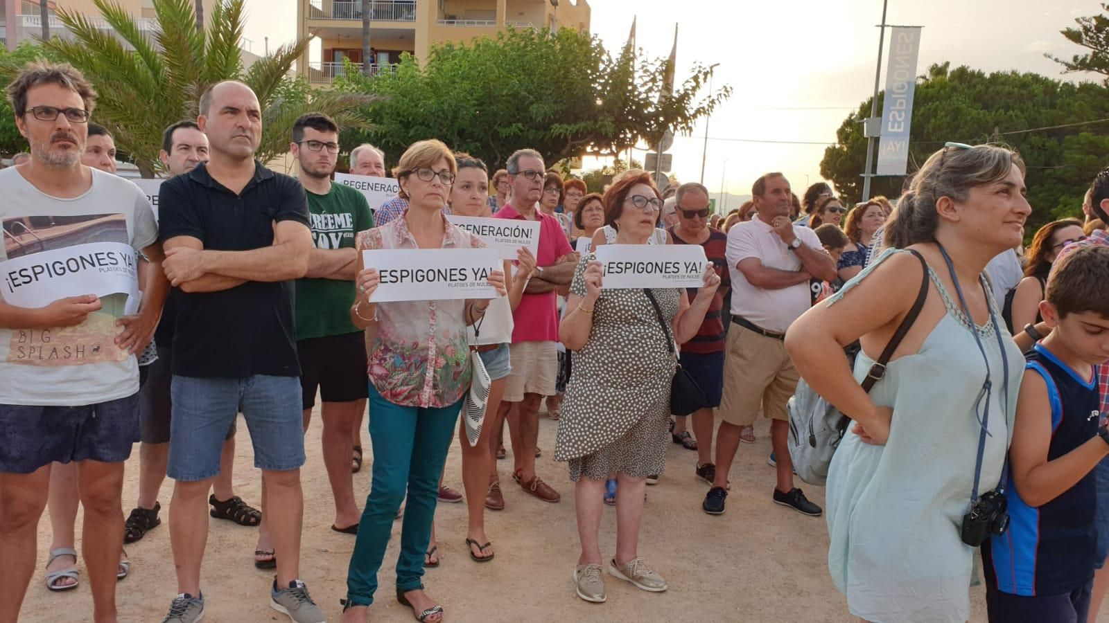 La regressió marina s'ha menjat més de 150 metres de la platja de Nules