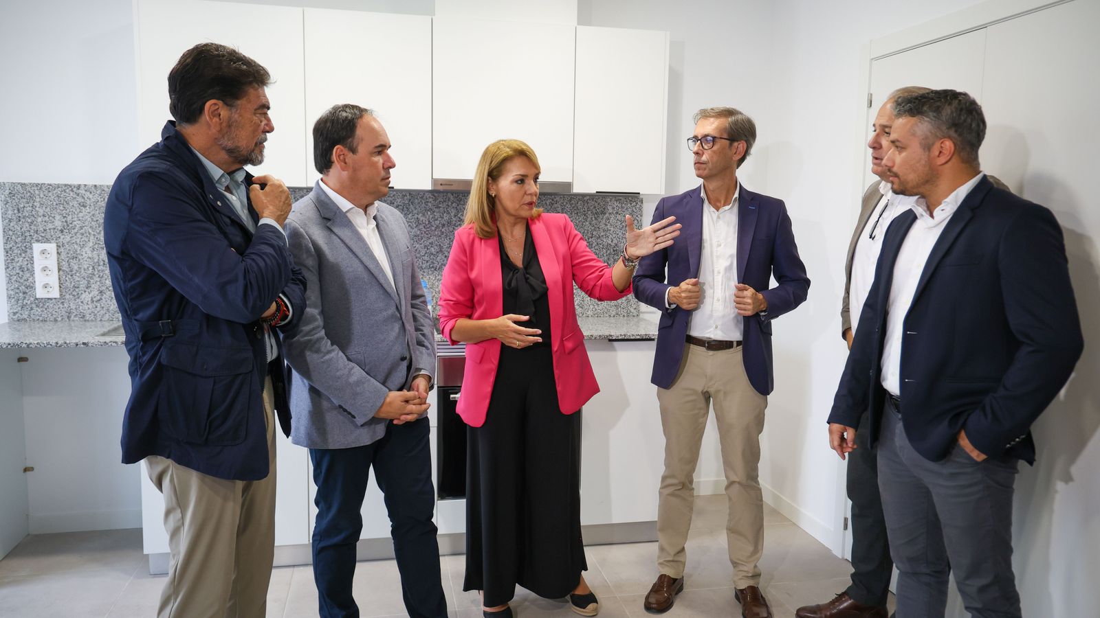 Visita d'una de les vivendes d'VPP