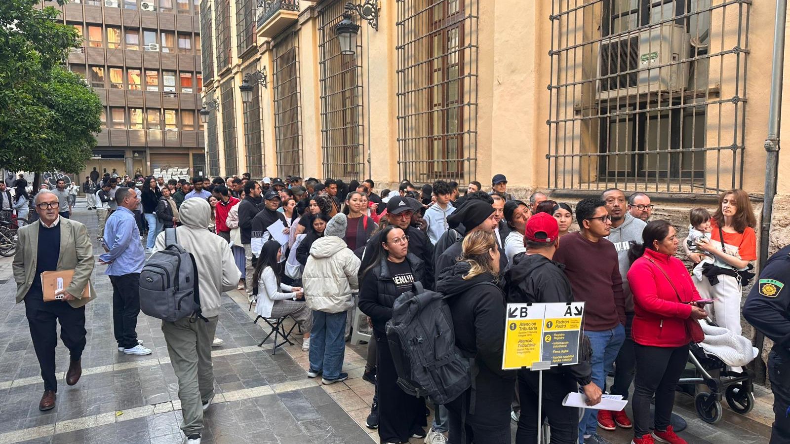 Dilluns comença l'atenció presencial