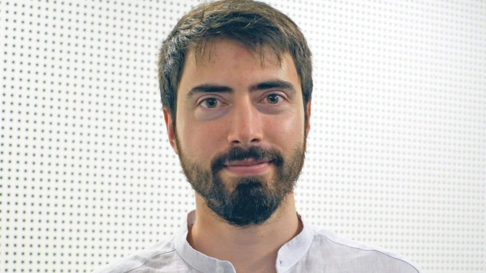 L'investigador Adrián del Río Vega (València, 1990), ha sigut guardonat amb el Premi Bergmann-Wheeler