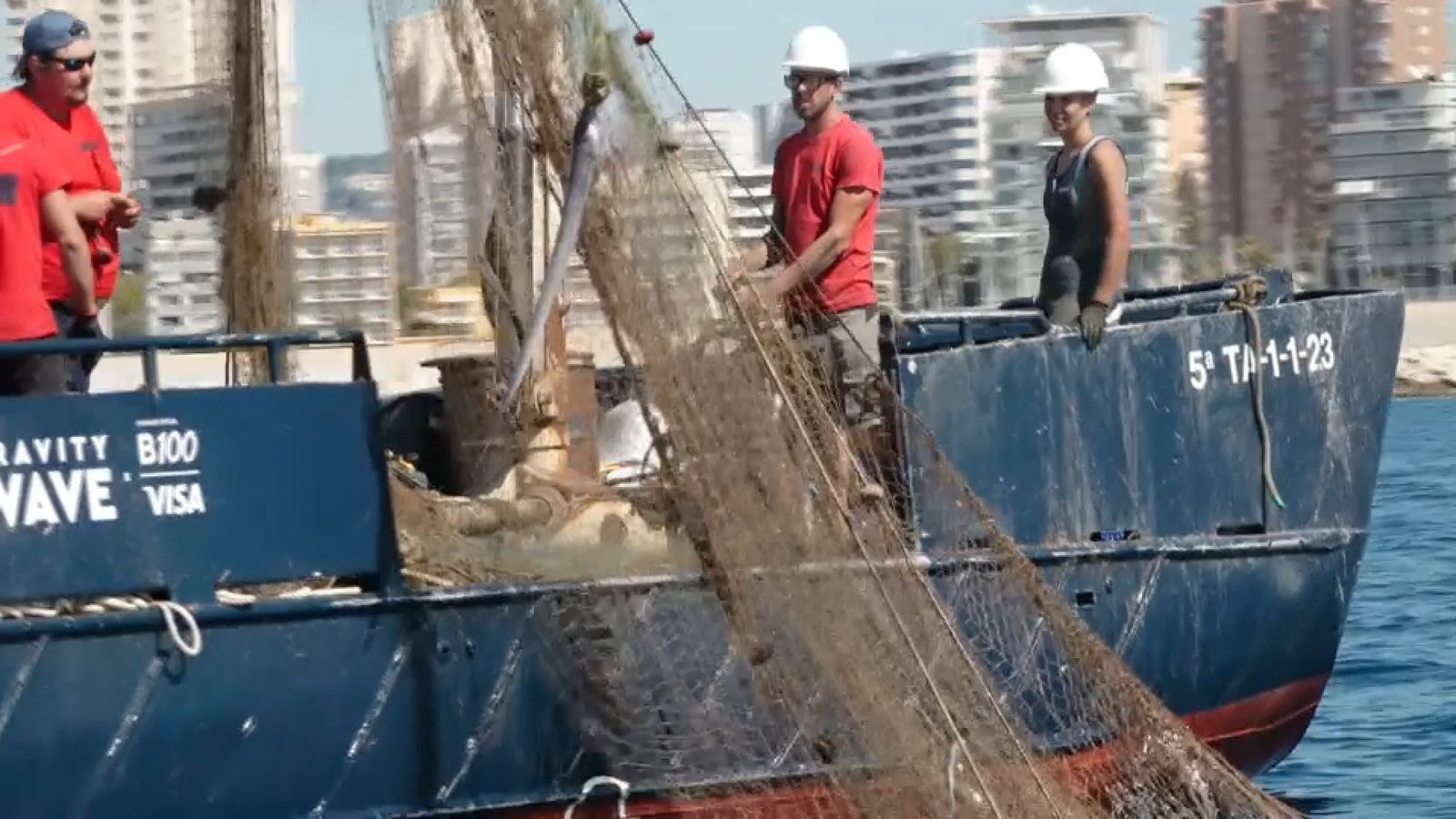 Gravity Wave fa mobles amb plàstic reciclat de la mar