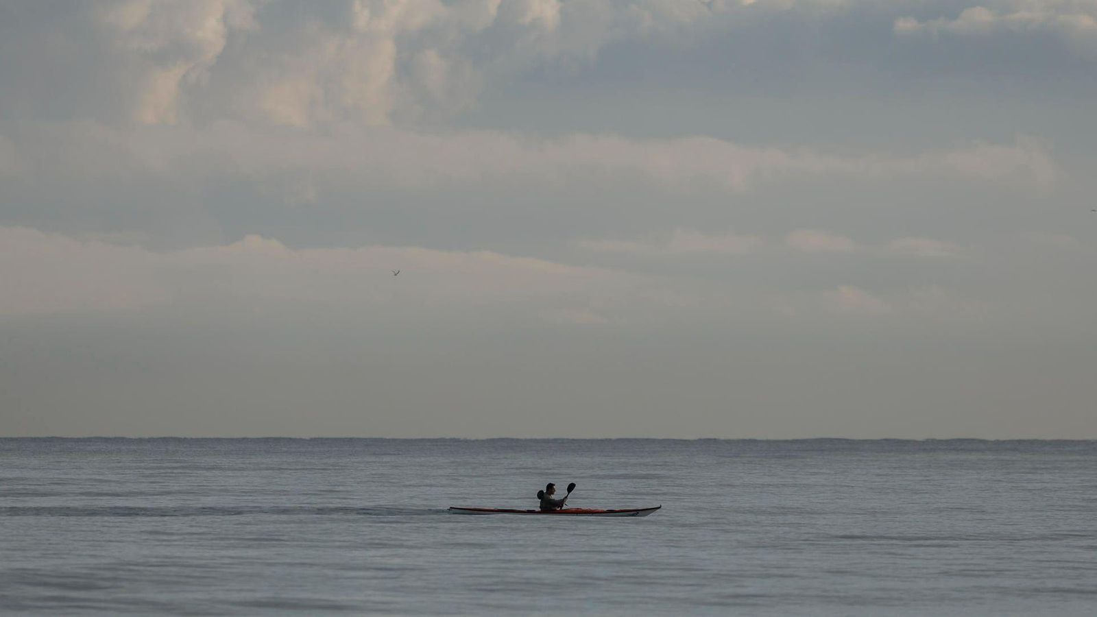 La jornada de dilluns serà grisa, amb temperatures que es mouran entre els 21 i 22 graus en la franja costanera