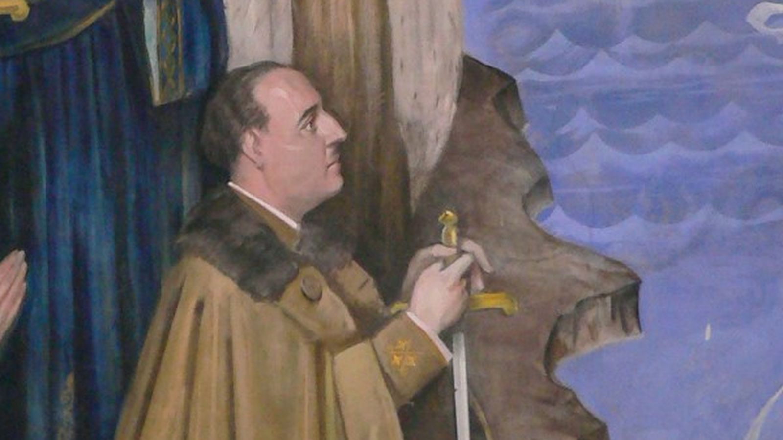 Detall d’un beat amb el rostre de Francisco Franco a l’altar major de l’església del Carme de València