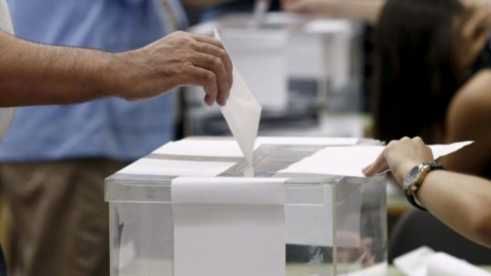 Les persones que treballen el 28 d’abril disposaran d’un màxim de quatre hores retribuïdes per a exercir el dret al vot