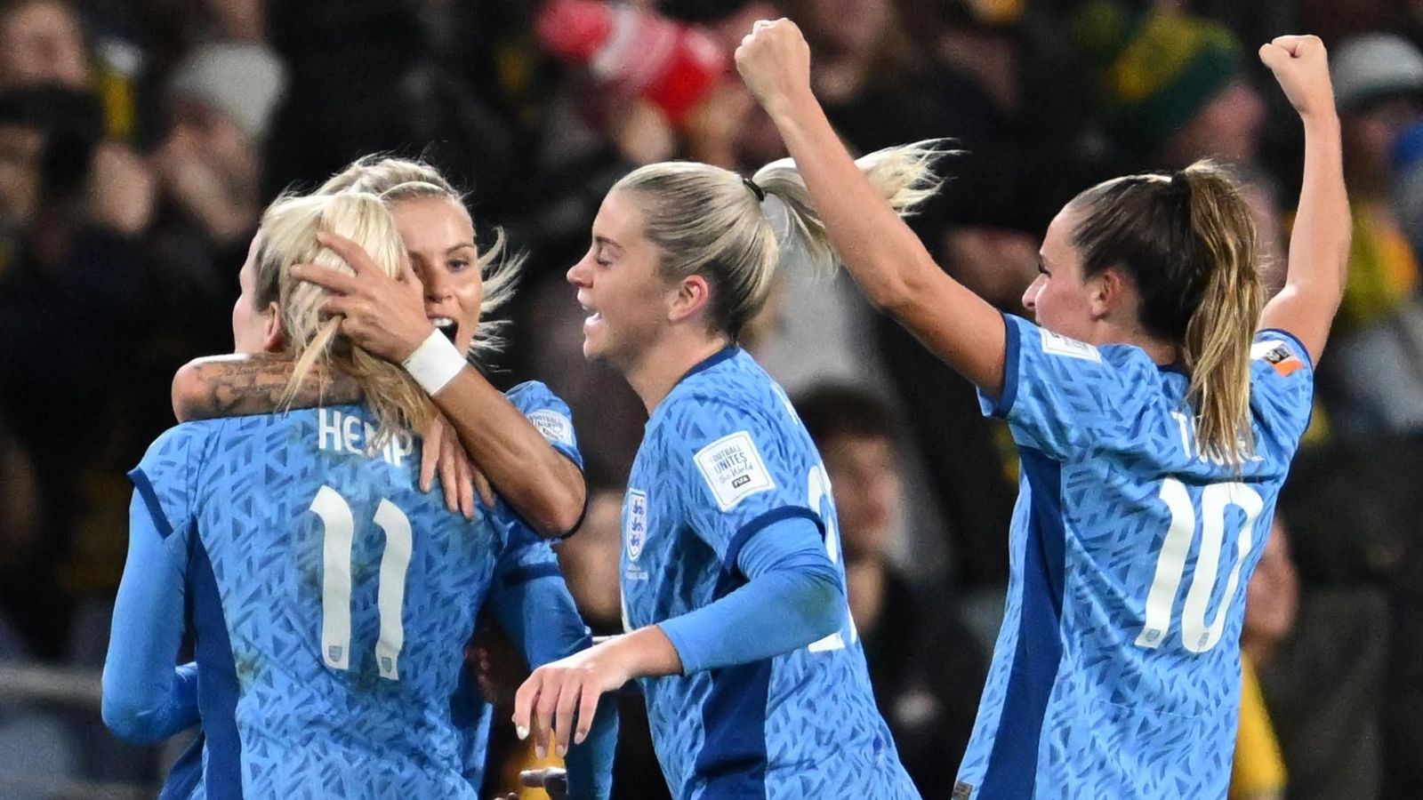 Les jugadores angleses celebren un dels gols