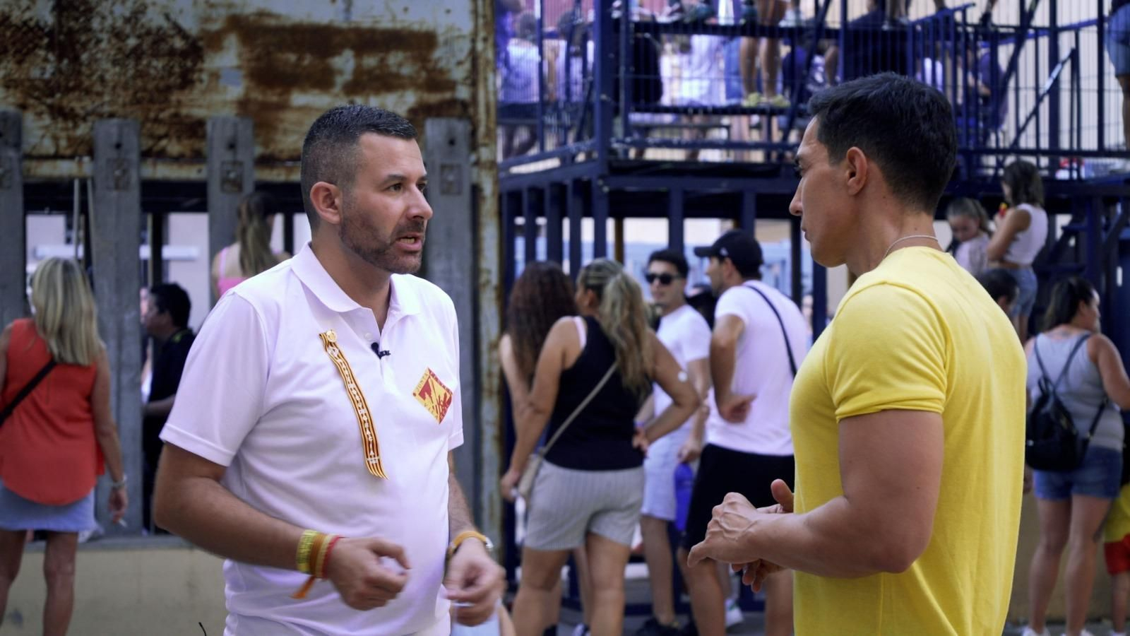 La participació dels menors de setze anys està totalment prohibida, però enguany ha quedat demostrat que aquesta restricció no és suficient