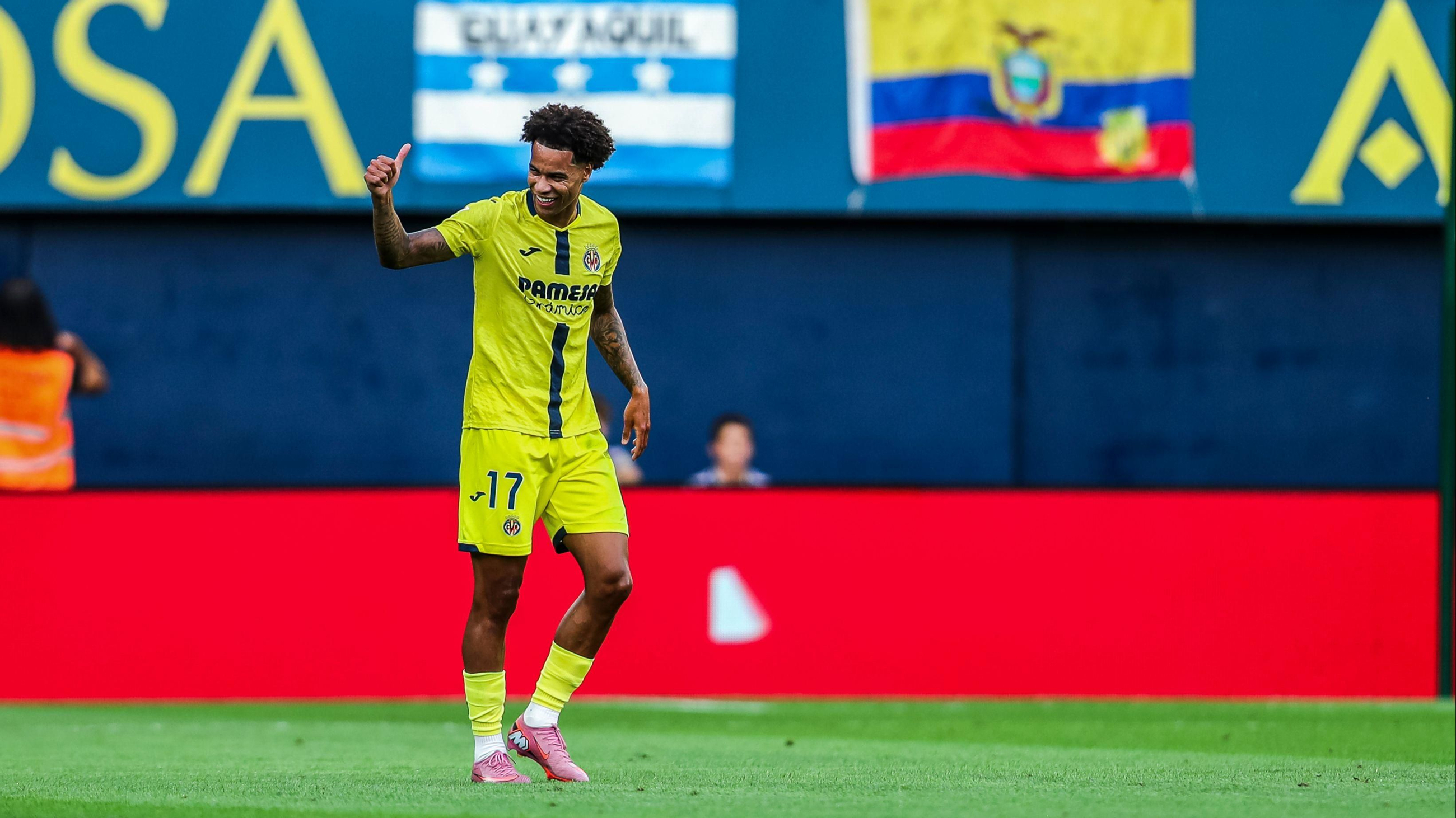 Buchanan celebra un gol Buchanan celebra un gol