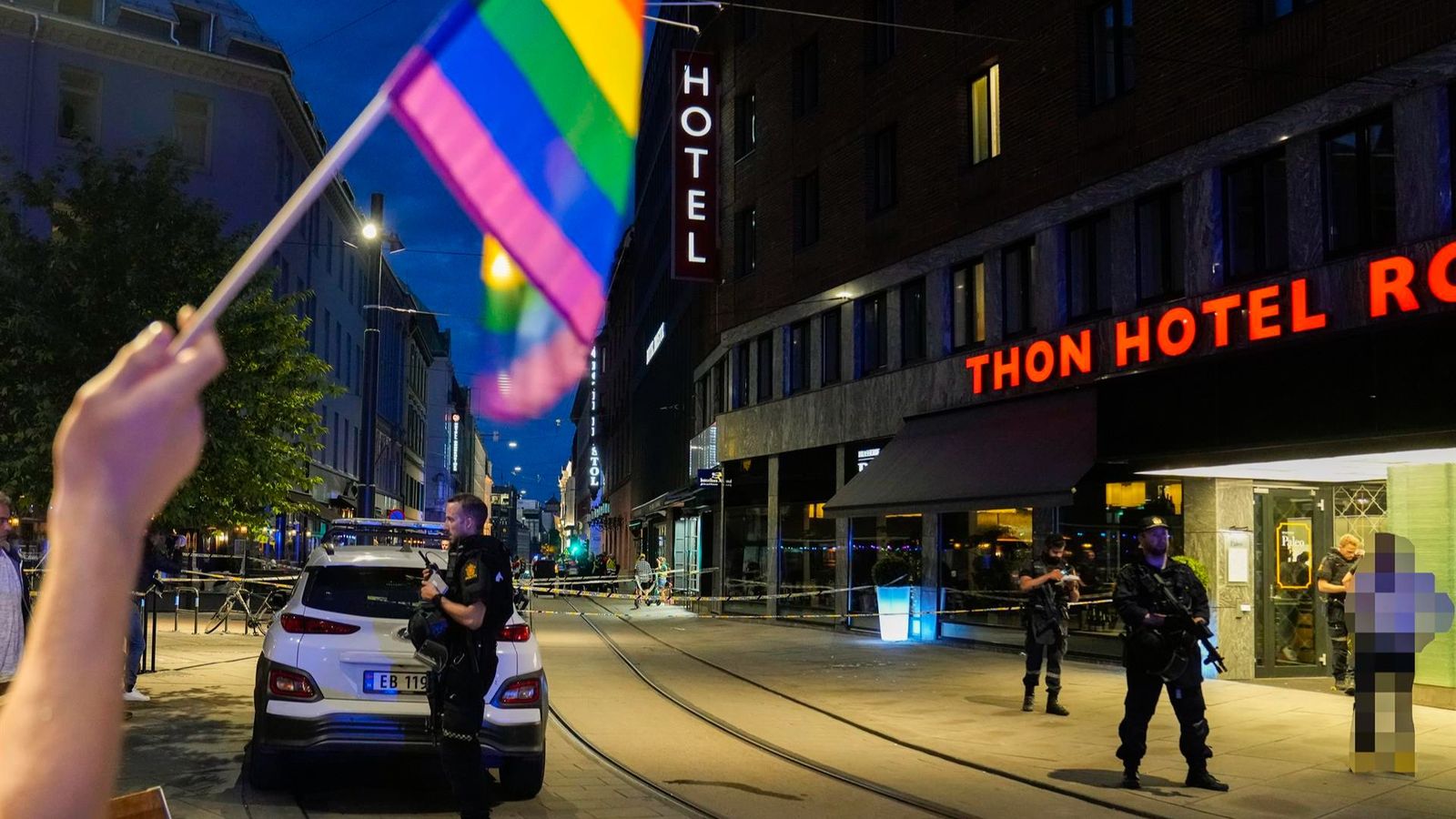 La policia d'Oslo, aquest dissabte a la matinada, al voltant de l'escena del crim