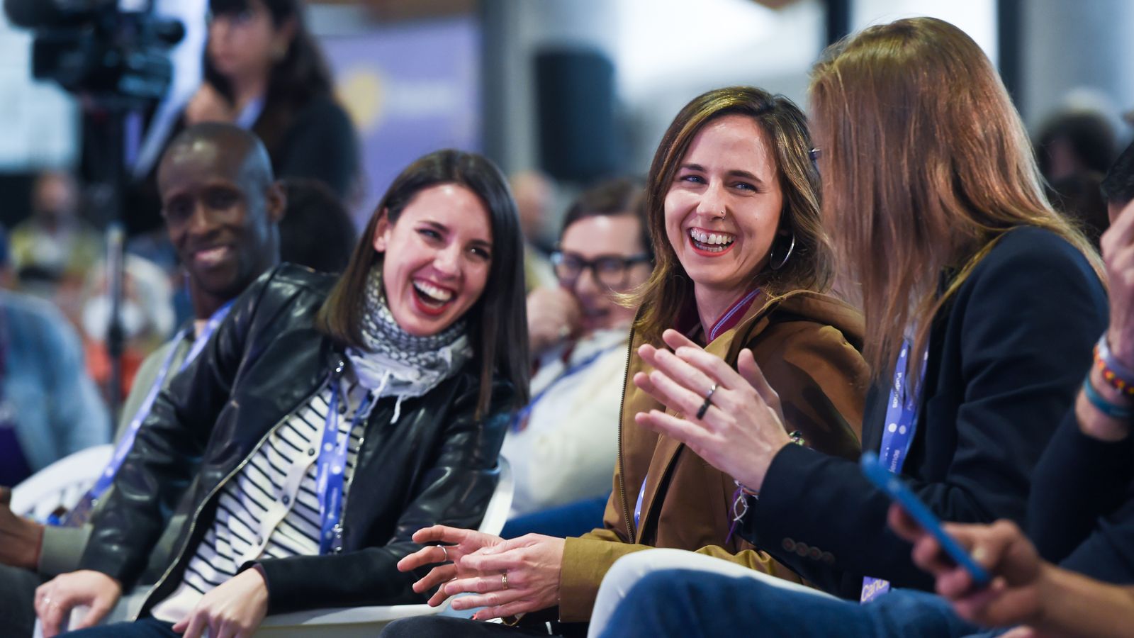 L'eurodiputada de Podem, Irene Montero) i la secretària general i diputada, Ione Belarra, durant la V Assemblea Ciutadana de Podem, a Madrid
