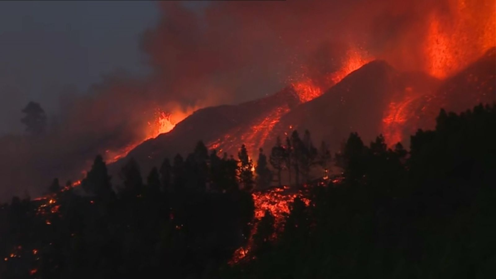 Imatge de l'erupció del volcà