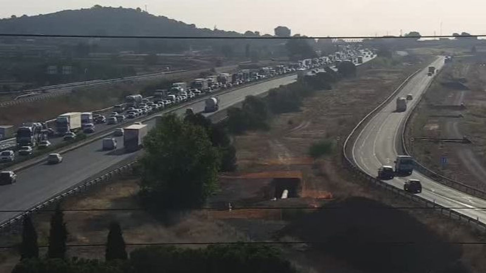 Retenció en l'A-7, a l'altura de Museros, este dimarts al matí