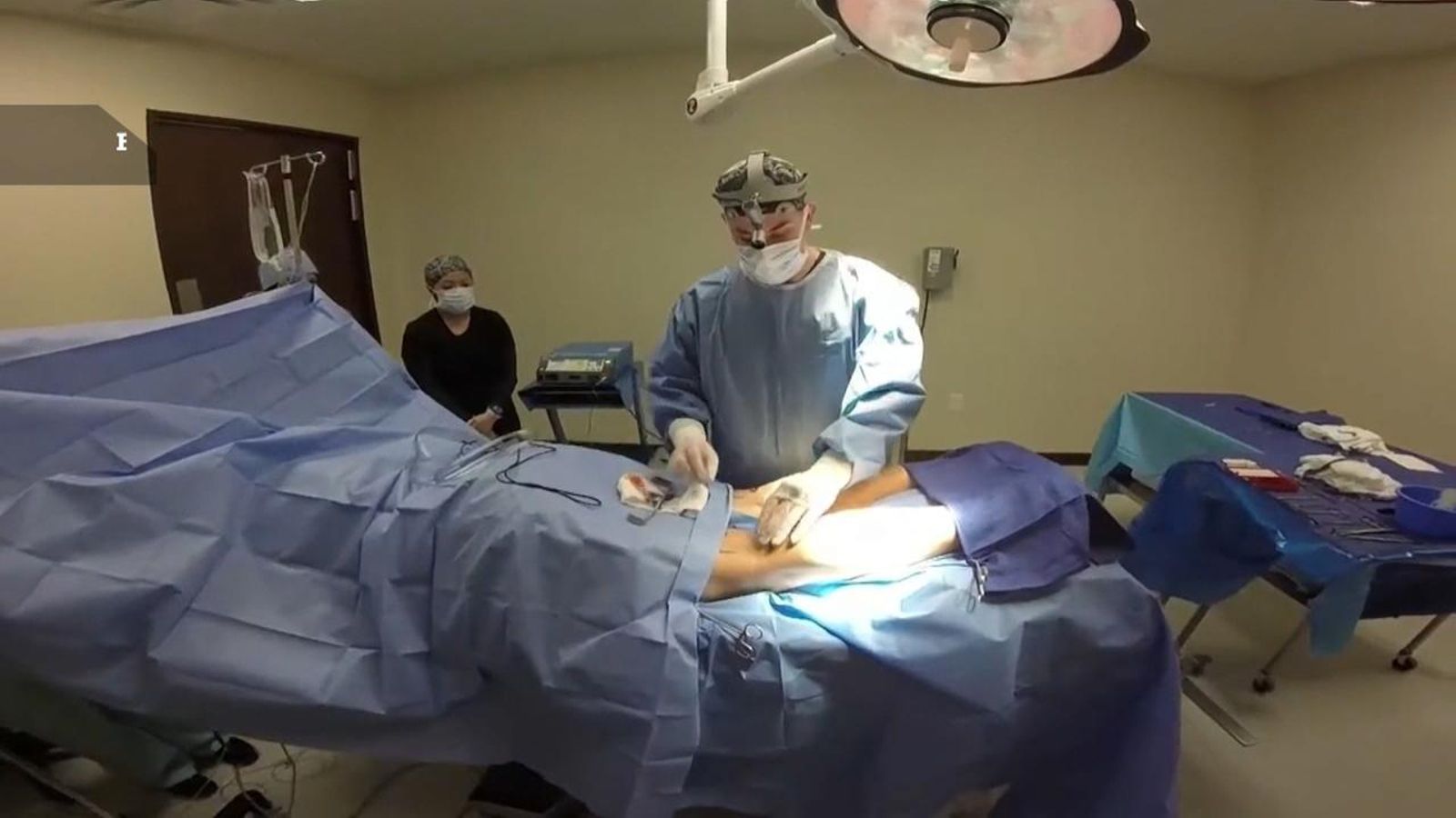 EN CONTEXT | El negoci i els perills dels tractaments il·legals de medicina estètica