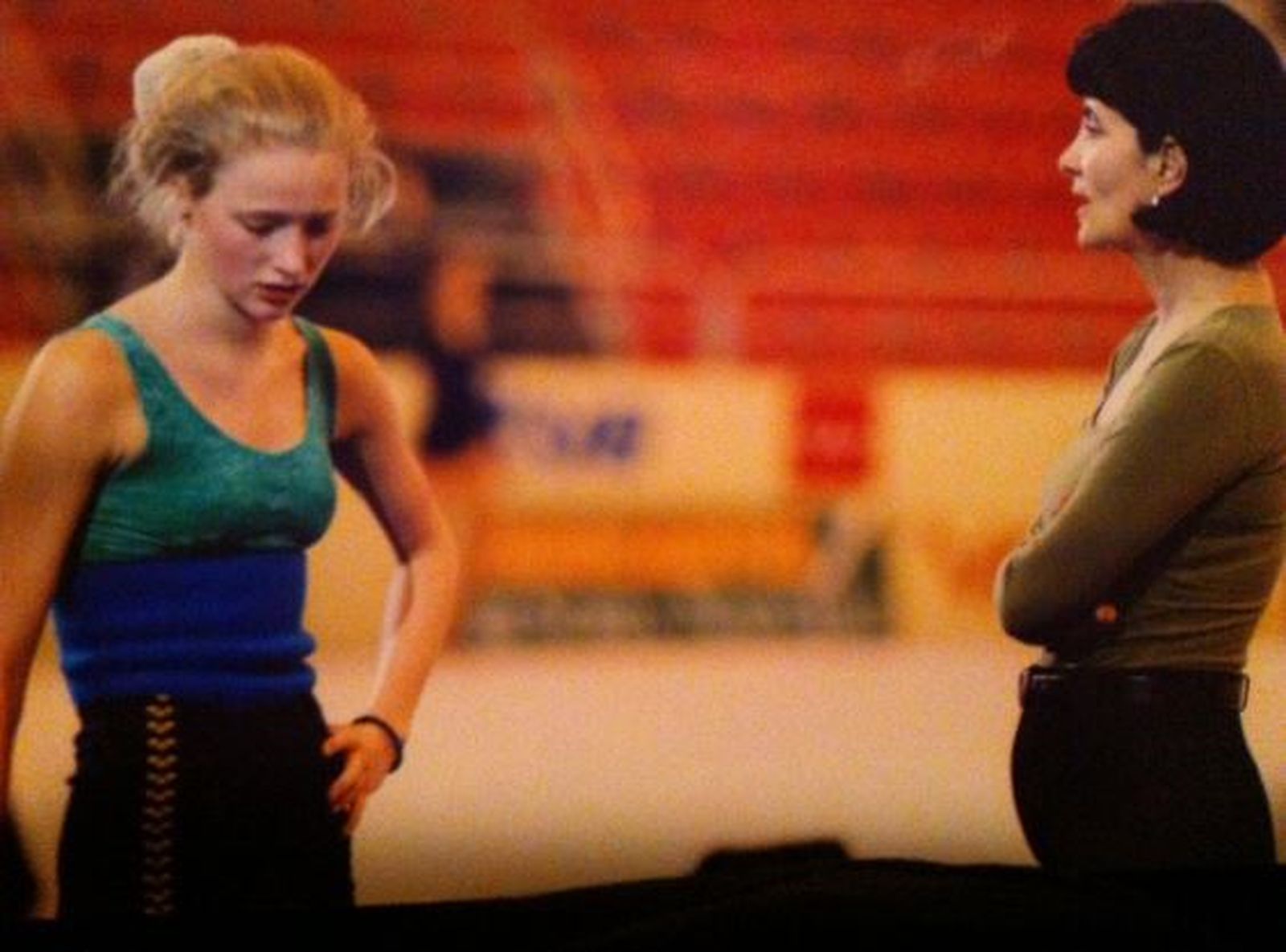 Iulia ja no veia futur a la seua carrera professional als 18 anys, pèro va ser forçada a competir