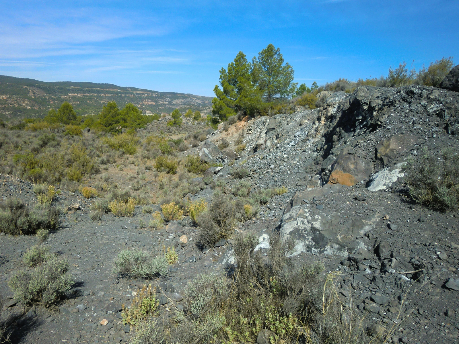 Restes de roques volcàniques a Picassent