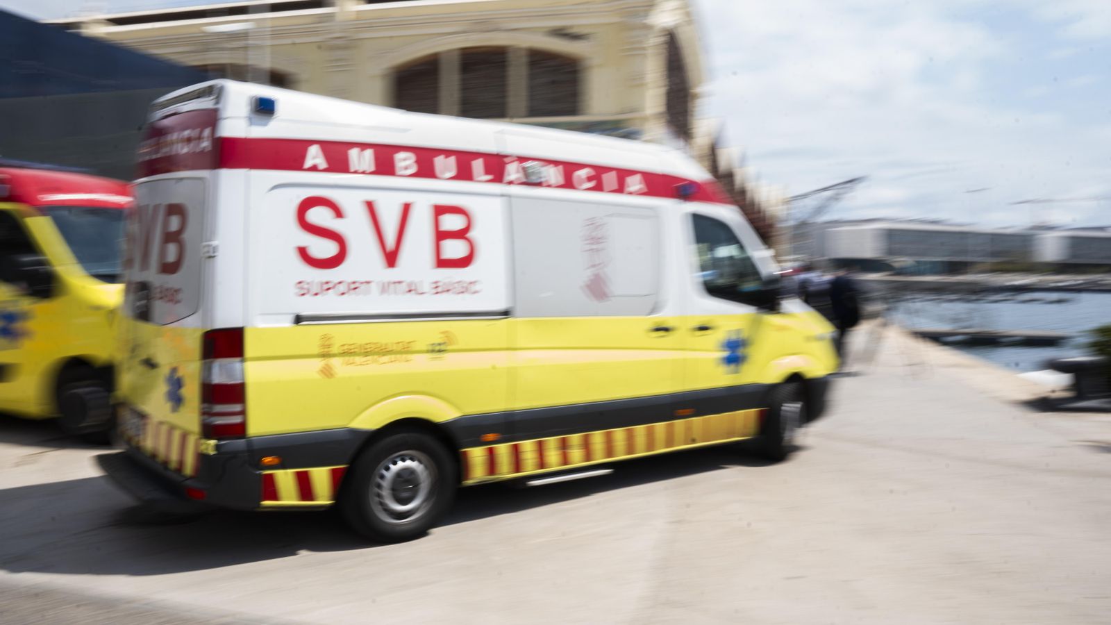 Foto d'arxiu d'una unitat de suport vital bàsic