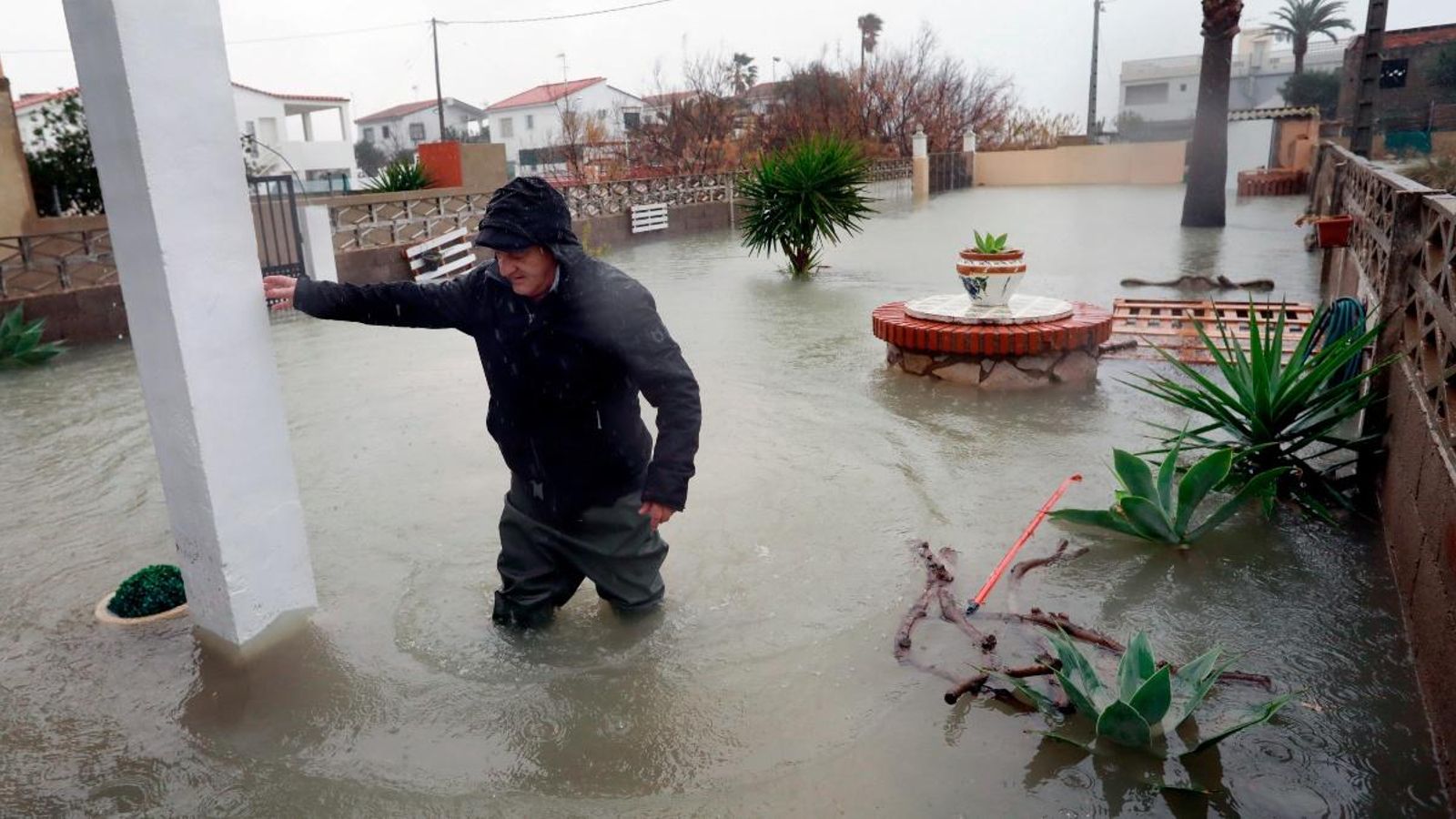Efectes del pas de Gloria en la platja d'Almenara, a la Plana Baixa