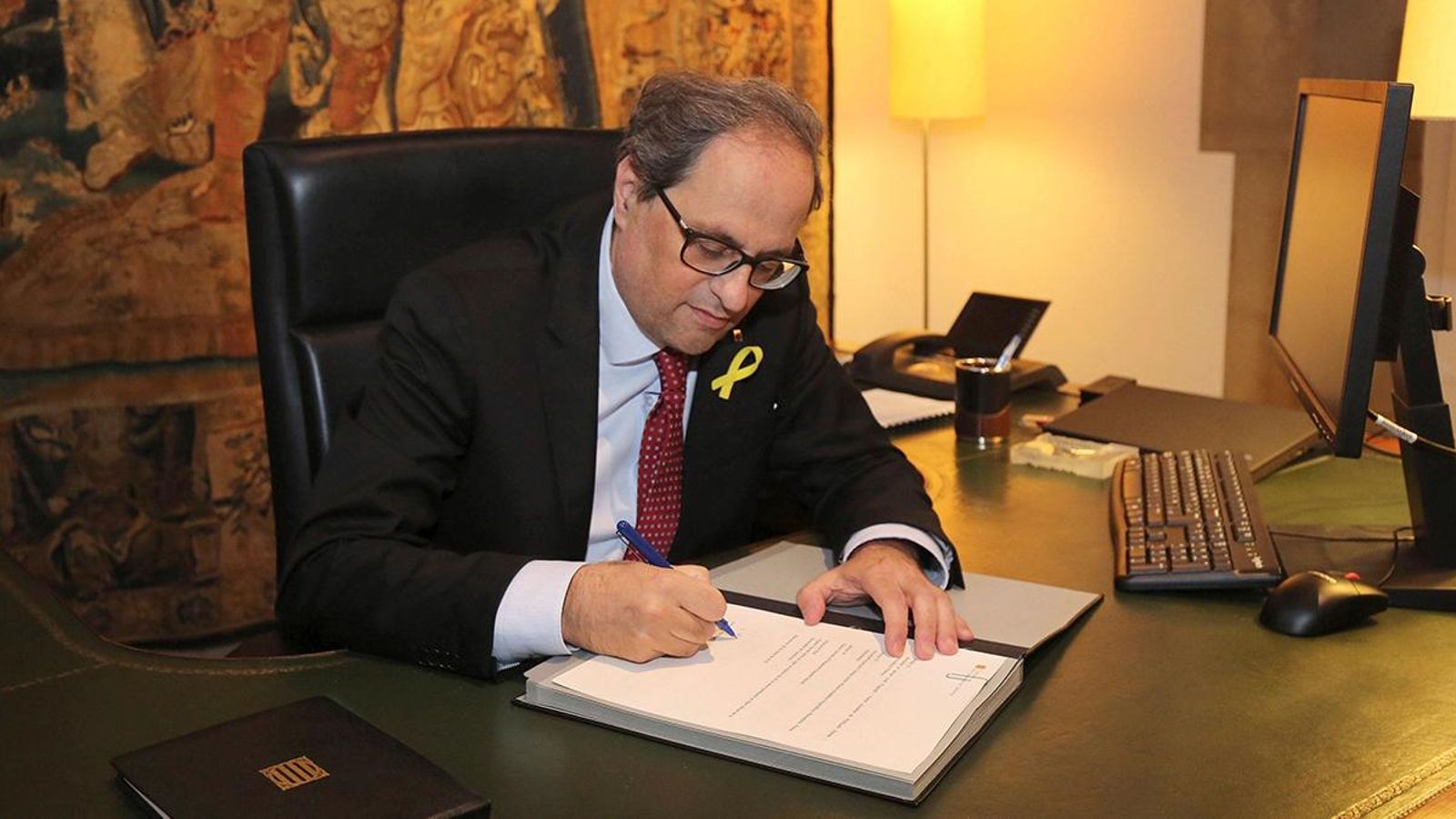 Quim Torra, signant avui un nou decret de nomenament dels consellers que formaran el seu Govern