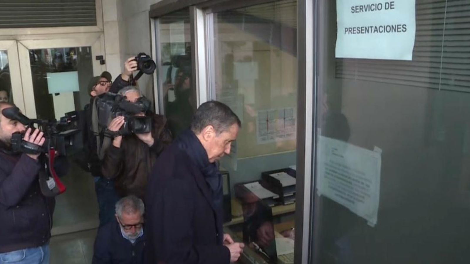 Zaplana demana que s\'anul·le la declaració del testaferro uruguaià que l’apunta
