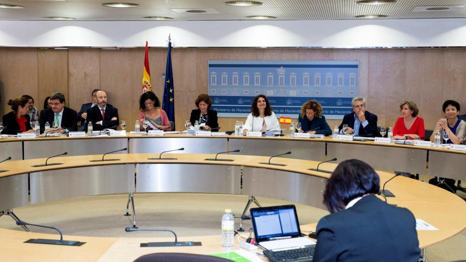Representants de les comunitats autònomes durant la reunió del Consell de Política Fiscal i Financera (CPFF)