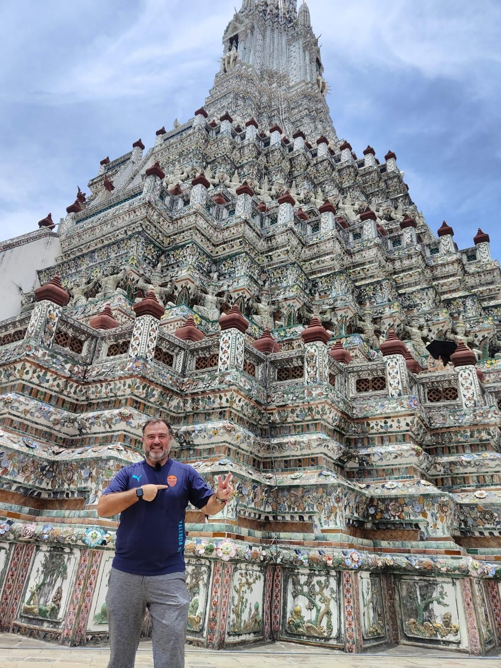 David de València ens ensenya els temples de Bangkok