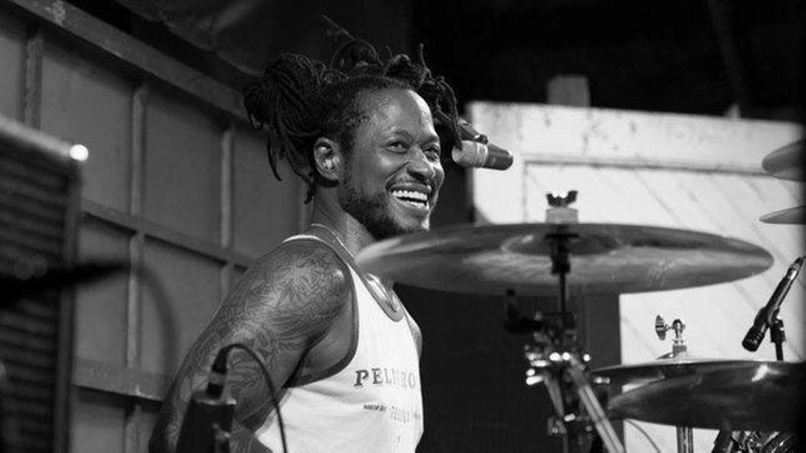 El bateria Darren Henley, conegut popularment com a D. H. Peligro, ha mort als 63 anys