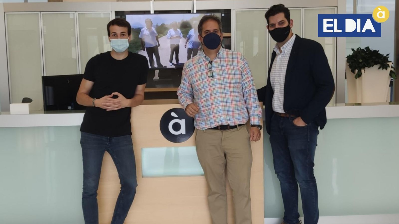 Ismael Ledesma amb Manu Vieira, de Baleària i Diego Jiménez, CEO de l'agència ROI-UP