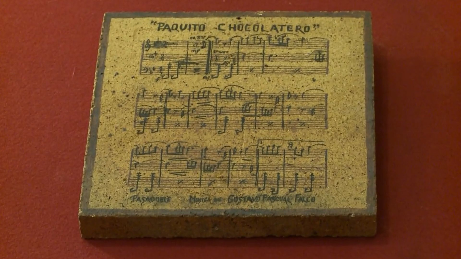 La partitura original i la guitarra amb què componia es troben al museu fester de Cocentaina
