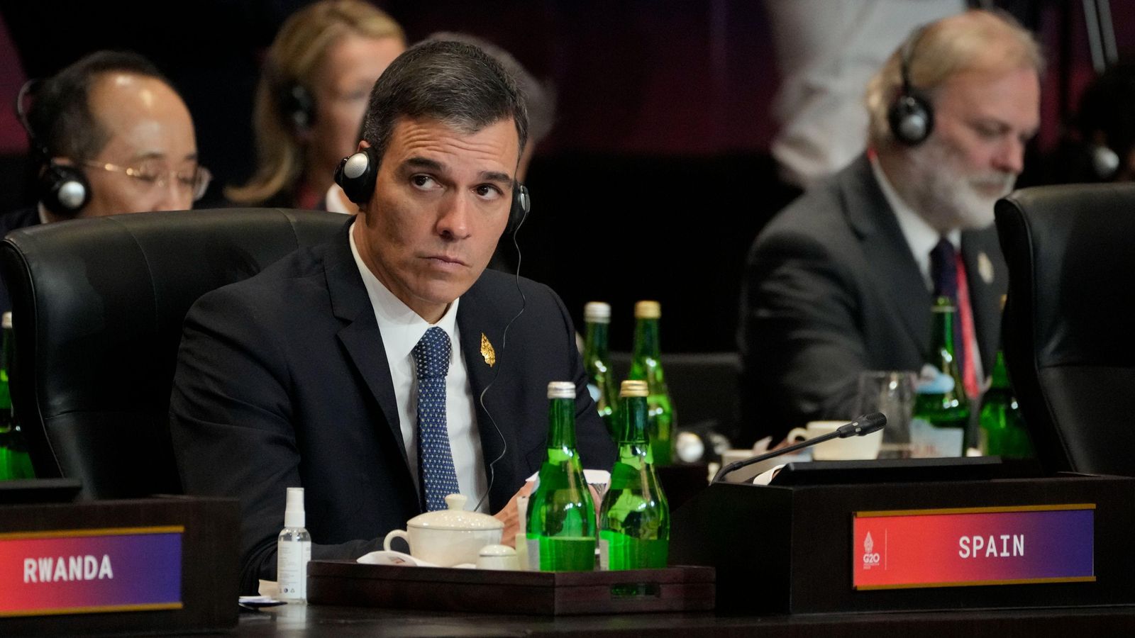 El president Sánchez en la cimera del G20 que se celebra aquests dies a Bali El president Sánchez en la cimera del G20 que se celebra aquests dies a Bali