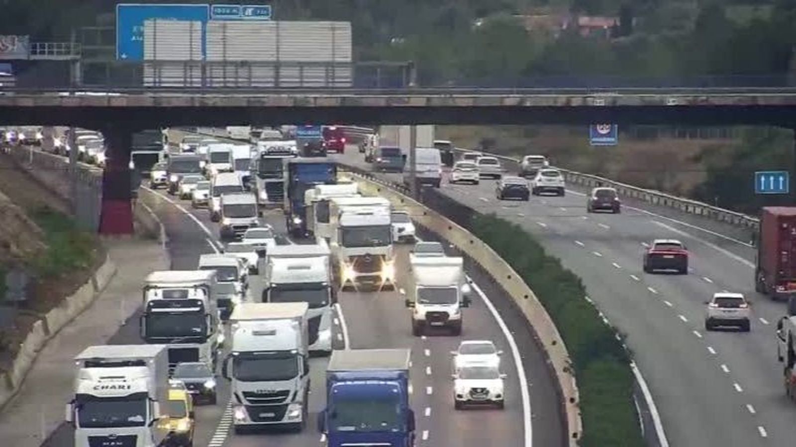 Aspecte que presentava el by-pass en sentit cap a Castelló de la Plana arran de l'accident ocorregut en sentit Castelló de la Plana