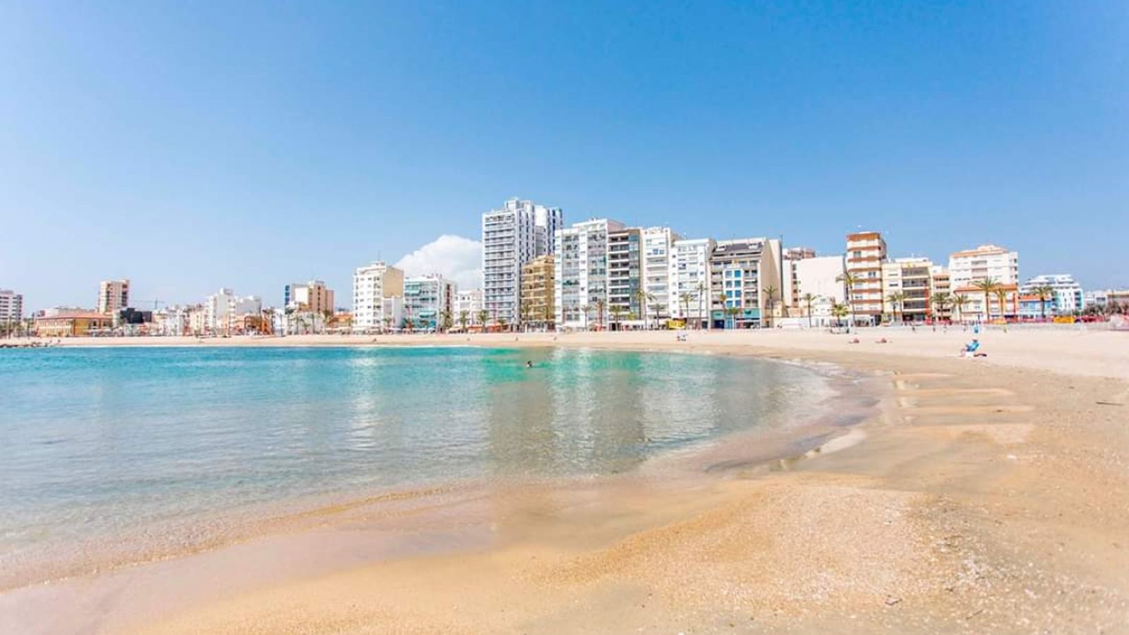 Unides Podem pregunta al Congrés pel clor a les platges valencianes
