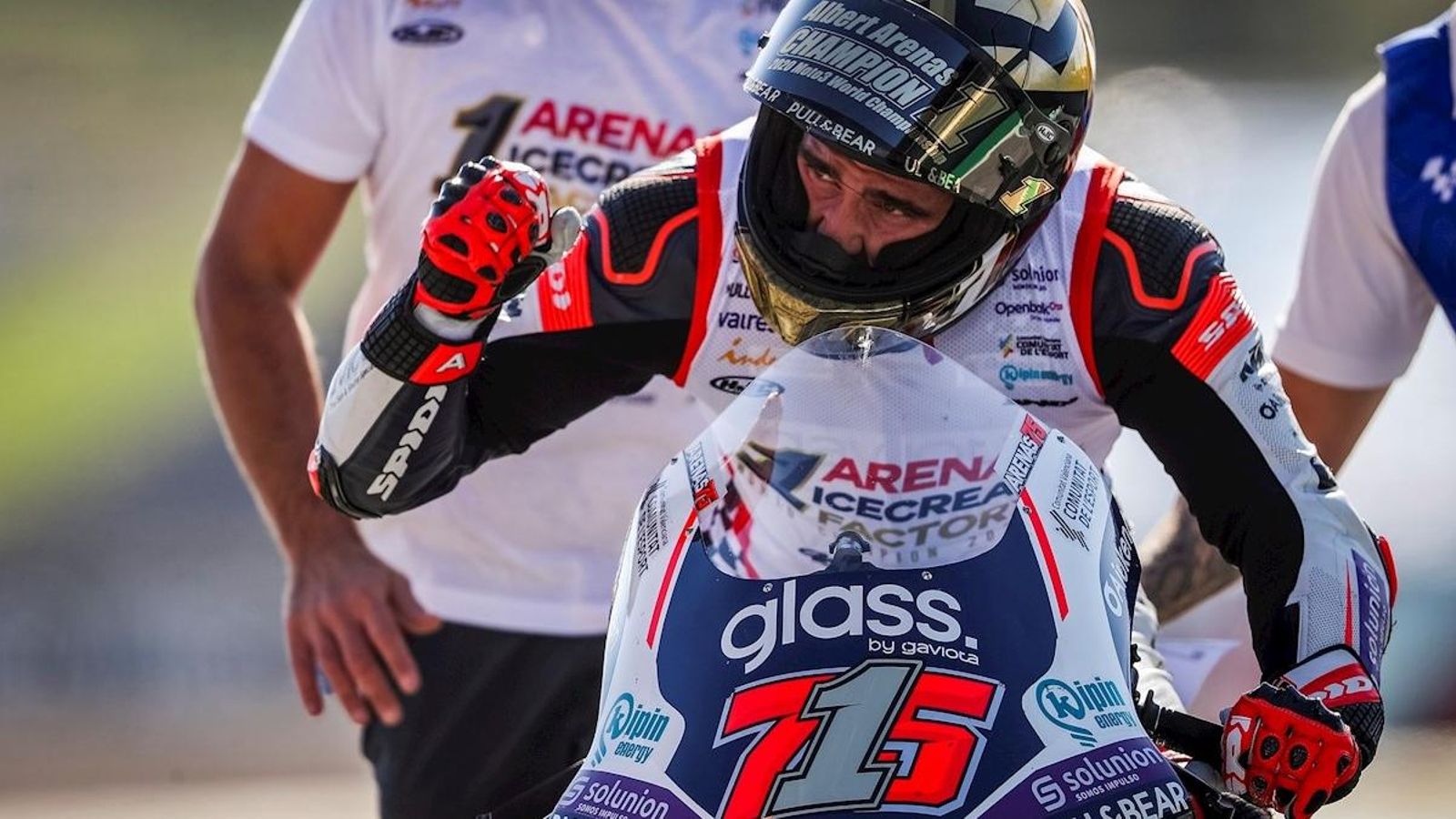 El català Albert Arenas s'ha proclamat campió de la categoria de Moto3