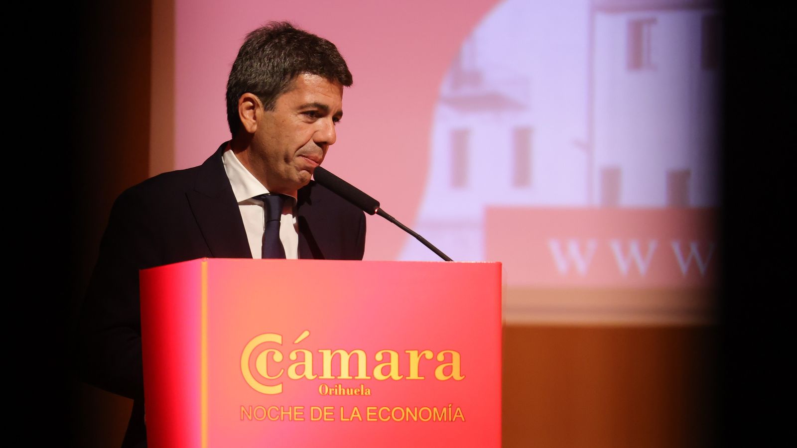 El president de la Generalitat, Carlos Mazón, en la Nit de l'Economia d'Oriola