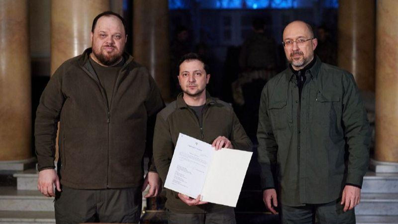 Zelenski firma la sol·licitud per a l’entrada d'Ucraïna a la Unió Europea