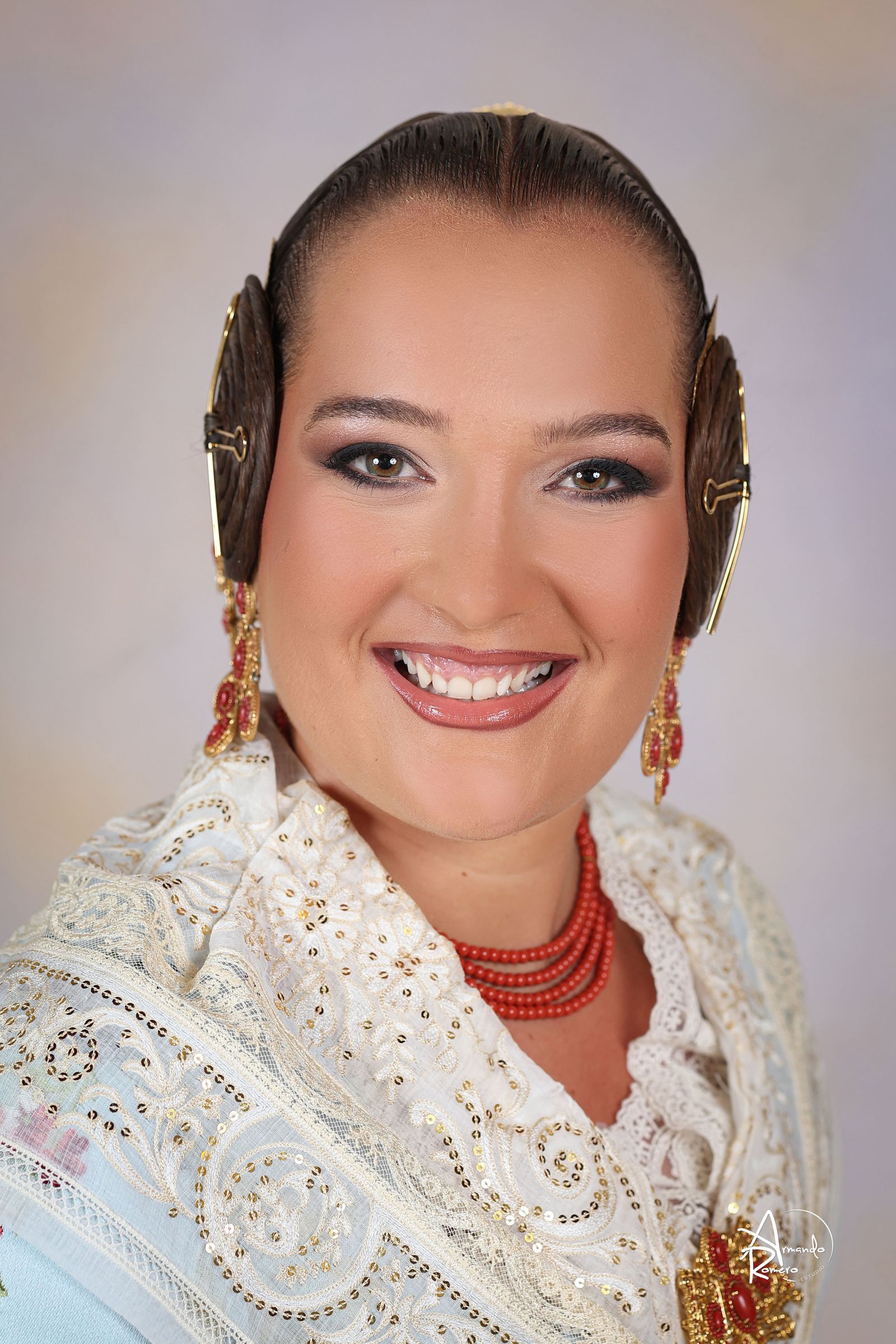 Laura Flores Hinojosa - Falla Plaza de la Moreria – Sector Mislata