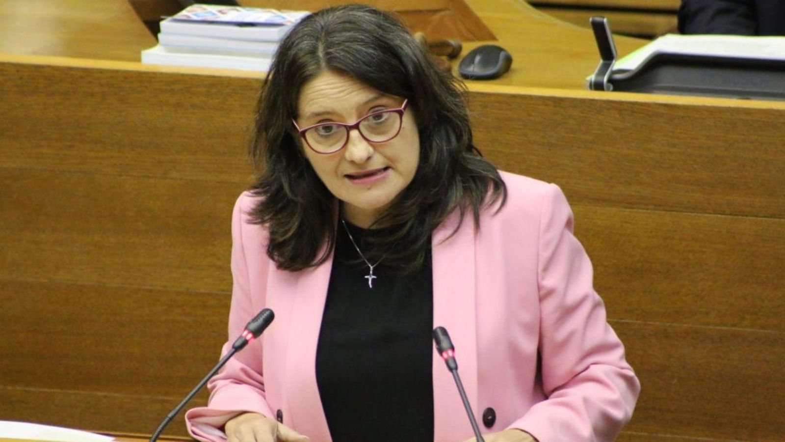 La vicepresidenta i consellera d'Igualtat i Polítiques Inclusives, Mónica Oltra, durant una compareixença a les Corts, en una foto d'arxiu